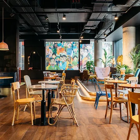 Ruby Zoe Hotel London By Ihg-2